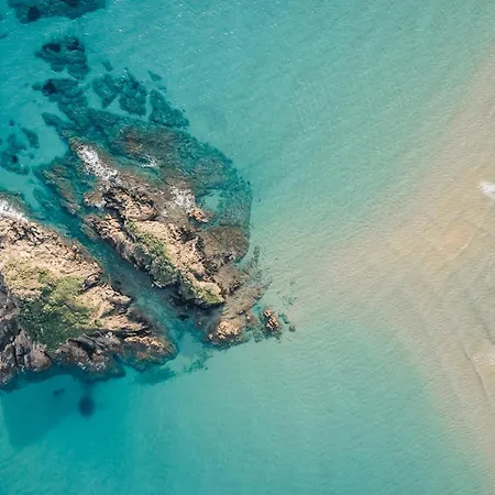 Apartman Purple House, 30m To